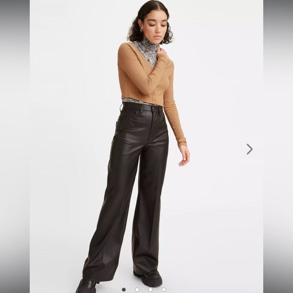 Levi’s premium 70’s High Flare Faux Leather pants size 24
